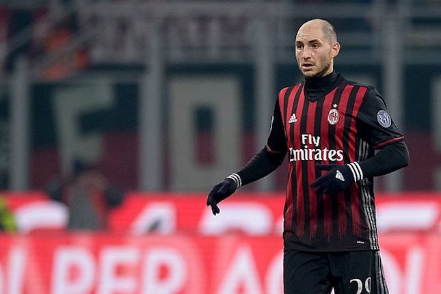 Bek Tengah - Gabriel Paletta