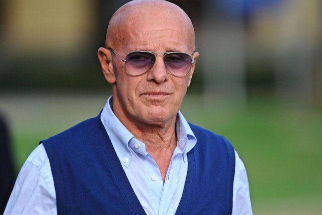 Kalah Dua Gol, Arrigo Sacchi Sebut Pertahanan AC Milan Sangat Buruk ...