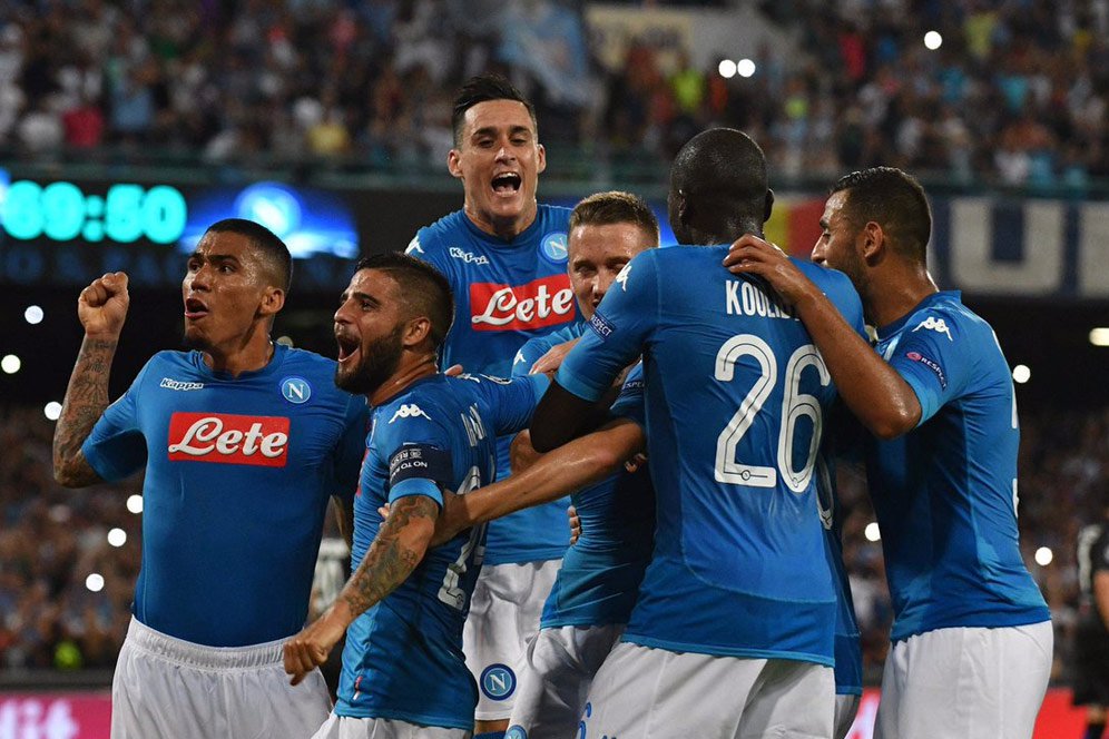 Pukul Nice, Napoli Selangkah Menuju Fase Grup