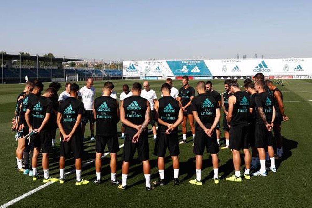 Valdebebas Tertutup Salju, Madrid Pun Libur Latihan