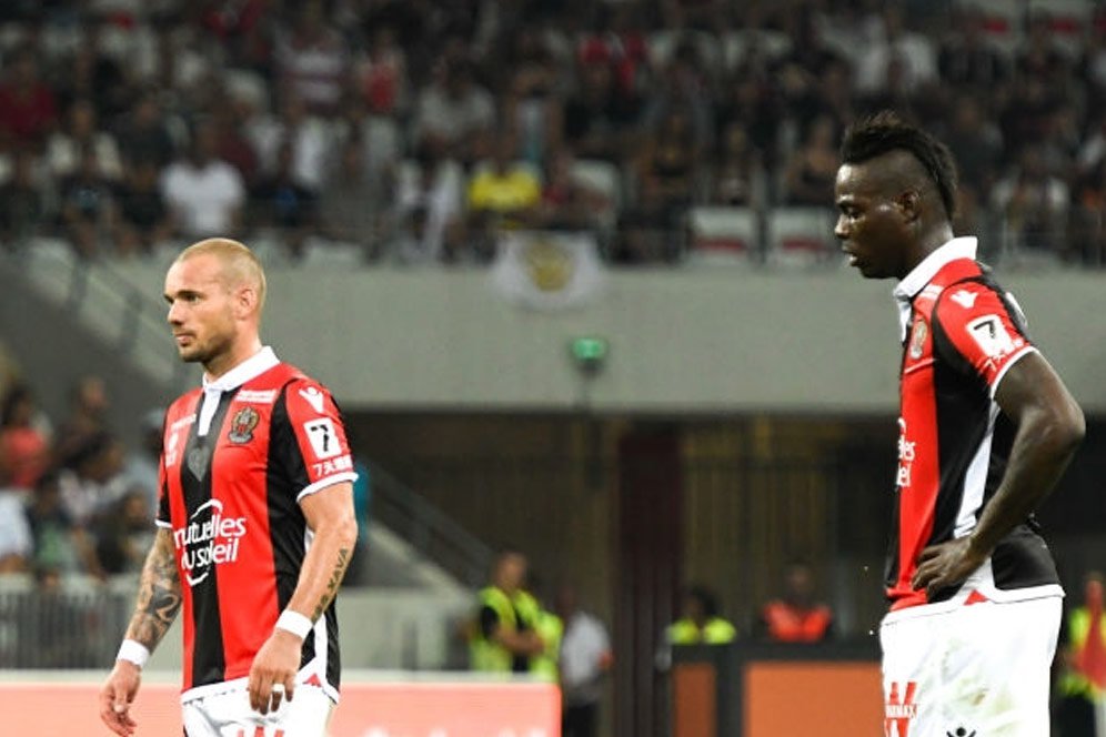 Nice Harap Balotelli dan Sneijder Fit Untuk Napoli