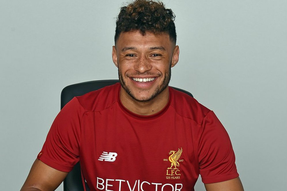 Klopp Akan Mainkan Ox Chamberlain di Posisi Favoritnya