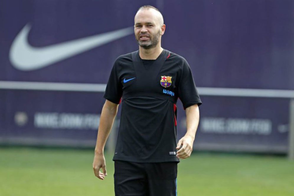 Iniesta Akui Ragu Akan Masa Depannya di Barca