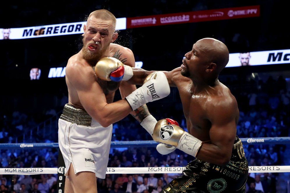 Mayweather Sukses Jinakkan Sang Juara UFC, McGregor