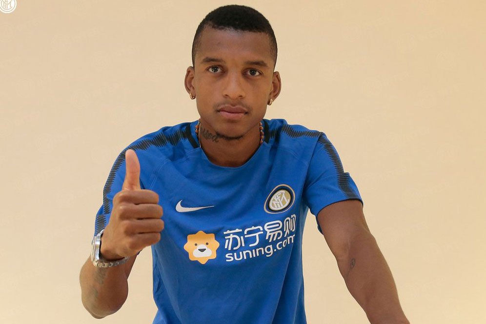 Dalbert Jalani Tes Medis di Inter Milan