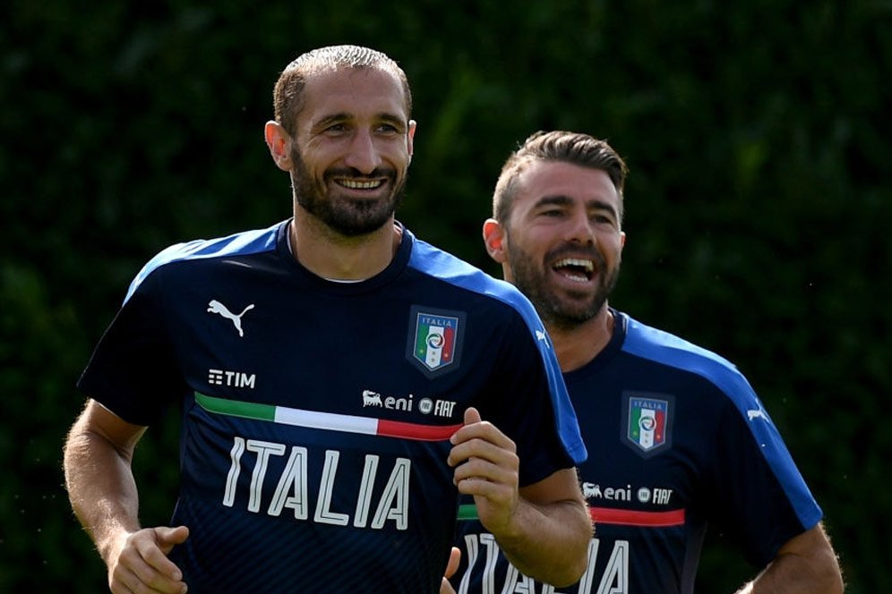 Chiellini Minta Italia Abaikan Kritik