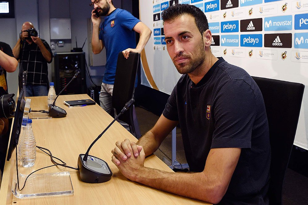 Busquets Buka Pintu ke Manchester City