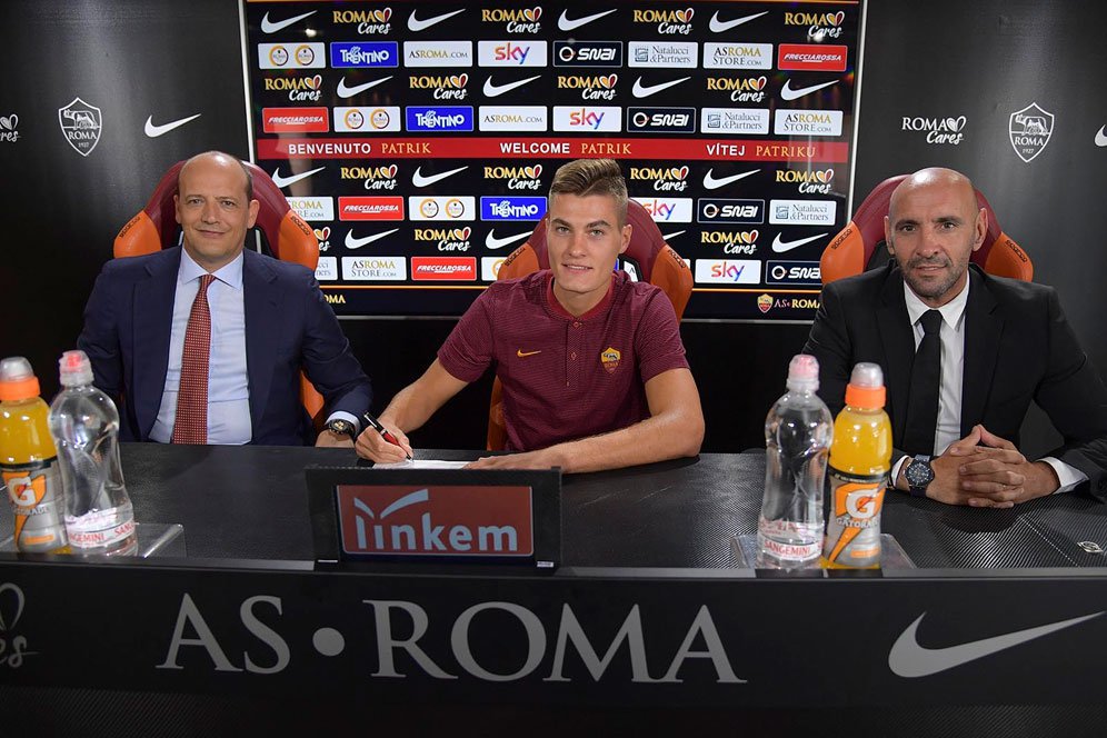 Schick: Roma dan Juventus Sama Saja