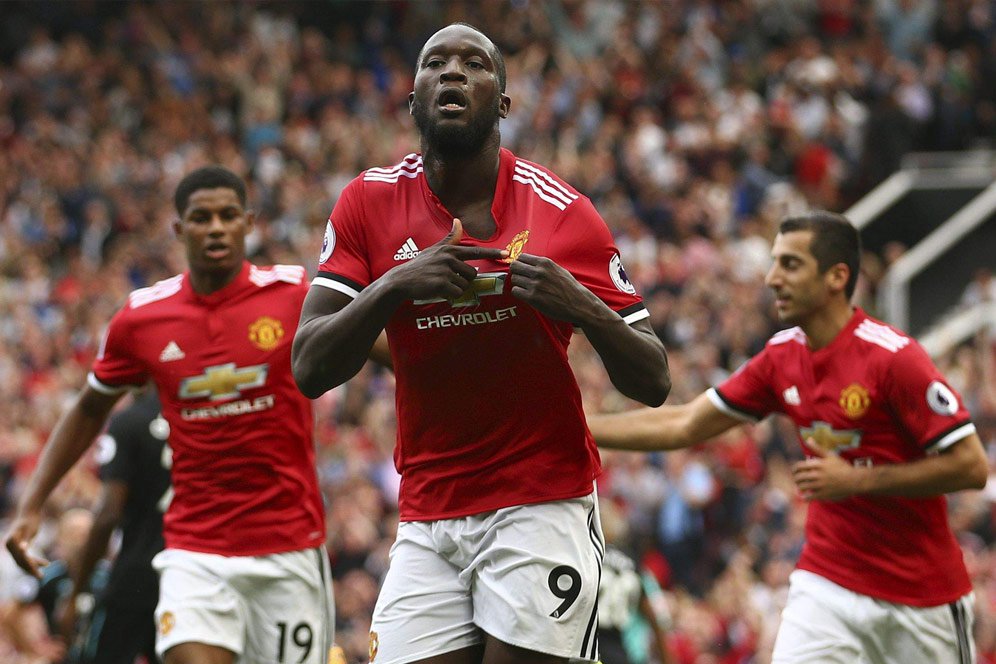 Lukaku Mandul, Wright Salahkan Gelandang MU