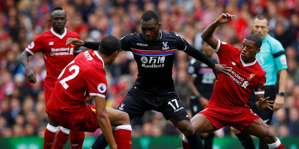Walau Kalah, Frank de Boer Cukup Puas Dengan Performa Palace