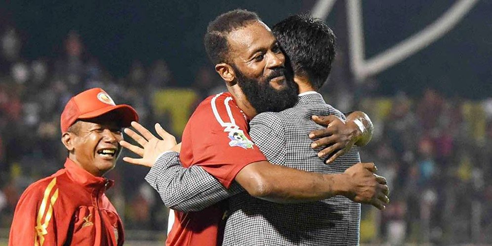 Semen Padang Tak Cari Pengganti Didier Zokora