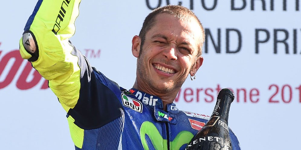 Sudah Layakkah Valentino Rossi Dianggap 'Tua'? Sudah Layakkah Valentino Rossi Dianggap 'Tua'?