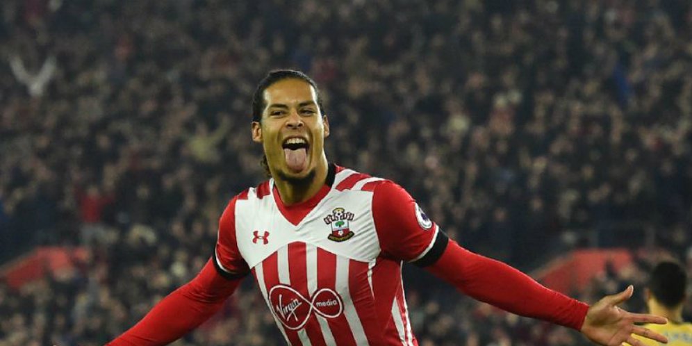 Southampton Diklaim Tak Mau Jual Van Dijk ke Liverpool