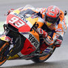 Marquez Rebut Pole MotoGP Australia, Dovizioso Terpuruk