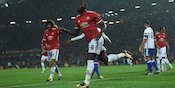 Carragher: Jangan Bandingkan Lukaku dengan Drogba Carragher: Jangan Bandingkan Lukaku dengan Drogba