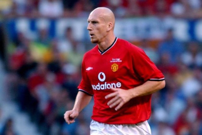 Стам 1. Яп Стам евро 2000. Jaap Stam 31. Jaap Stam man United.