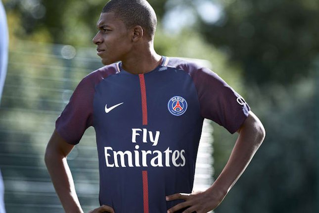 Kylian Mbappe (£166 juta)