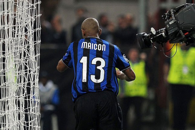 4. Maicon - 20 gol