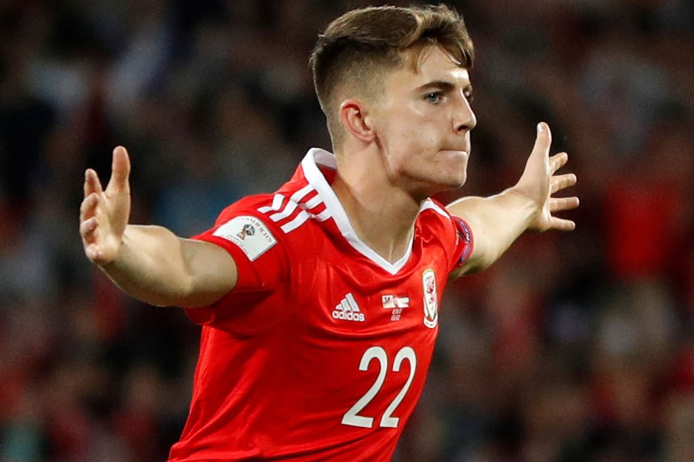 Rush: Woodburn Masih Jauh Dibanding Bale dan Ramsey