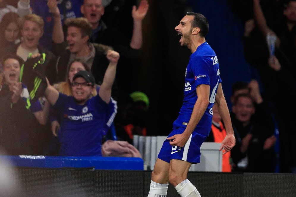 Zappacosta Sempat Kaget Tribun Stamford Bridge Kosong