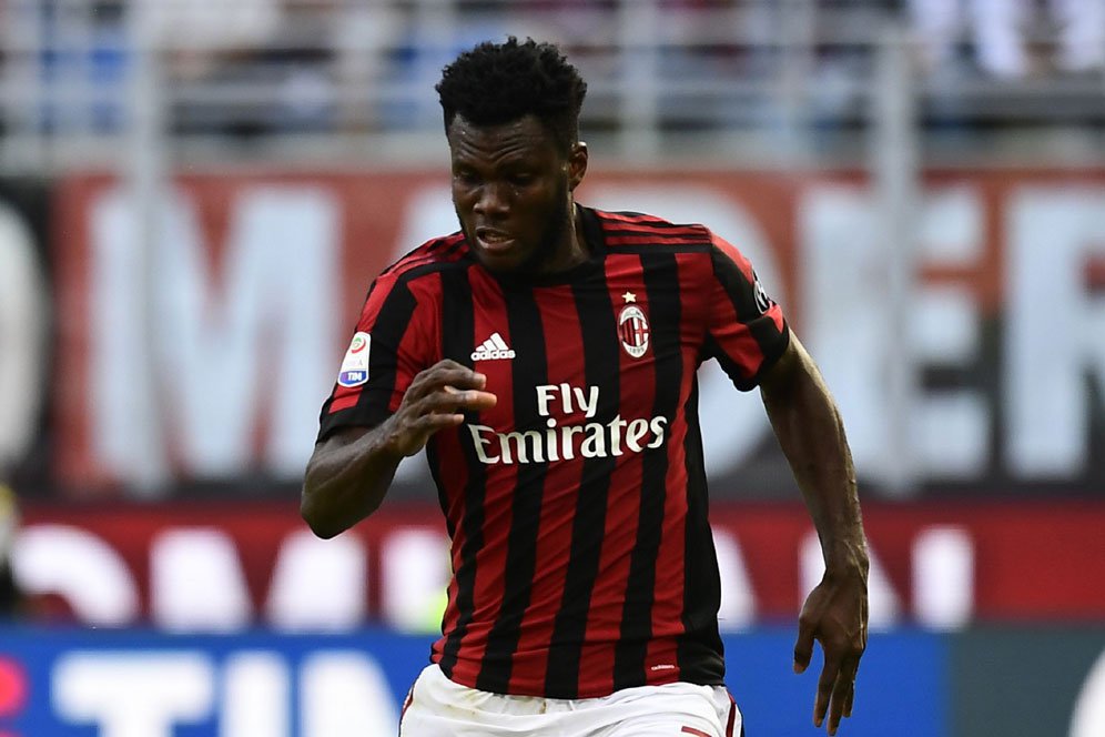 Kessie Dedikasikan Kemenangan Milan untuk Conti