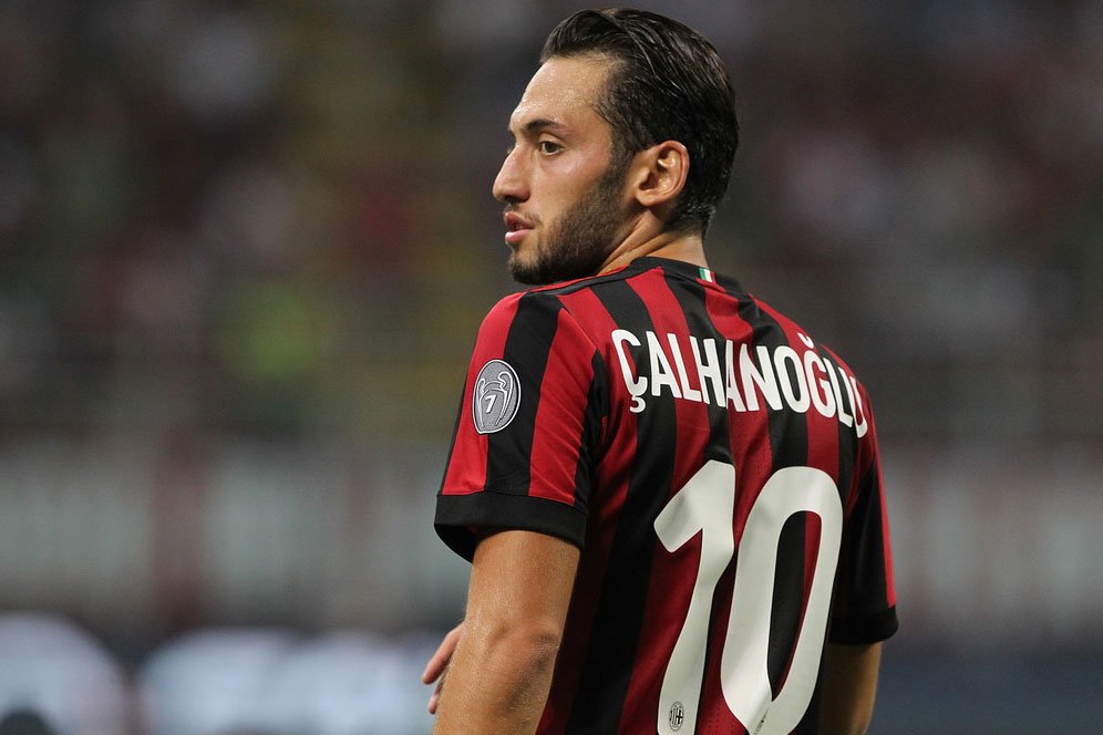 Gagal Menangkan Milan, Calhanoglu Amat Kecewa