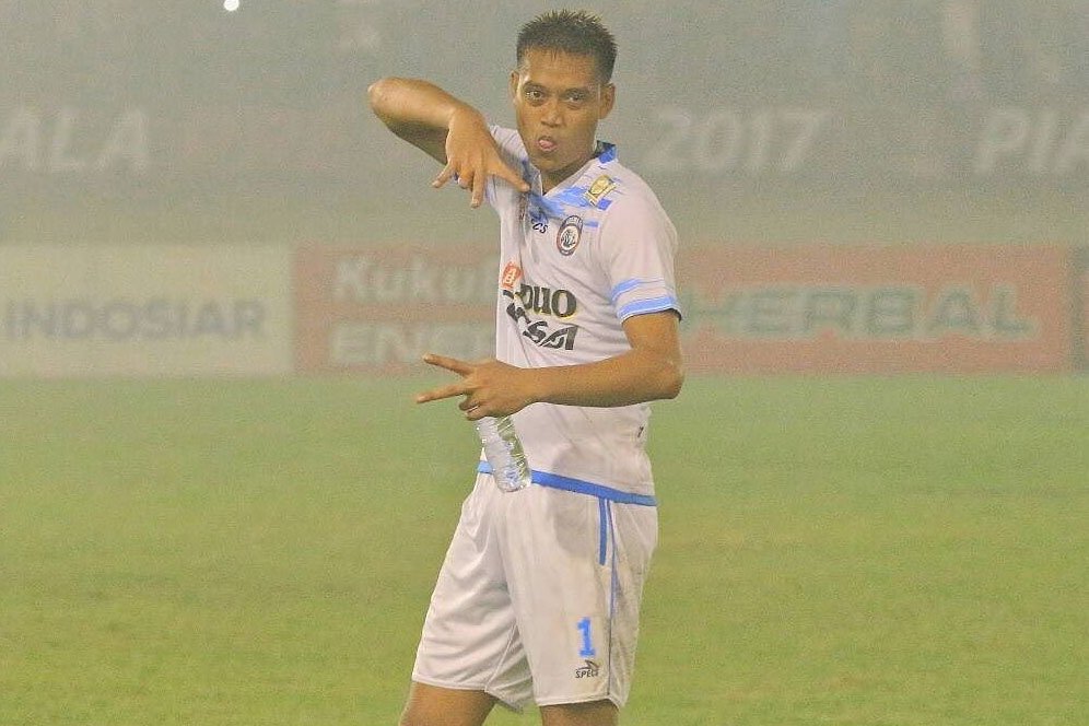 Pelatih Kiper Arema Harap Kurnia Meiga Lekas Pulih