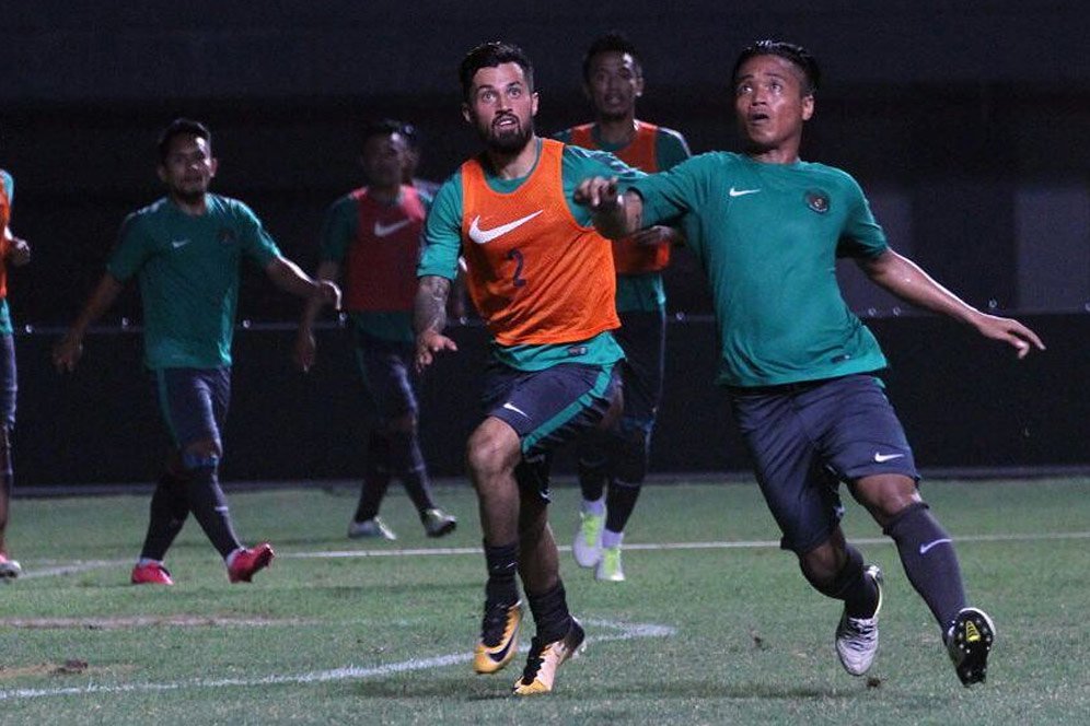 Hari Pertama Latihan Timnas Indonesia, Stefano Lilipaly Cedera