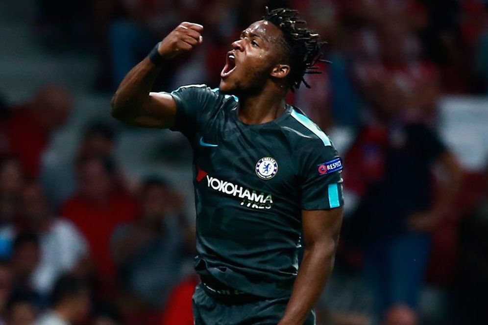 Batshuayi Dinilai Belum Cukup Untuk Jadi Striker Chelsea