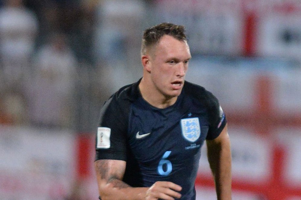 Southgate Puji Phil Jones Sebagai Bek Terbaik Inggris