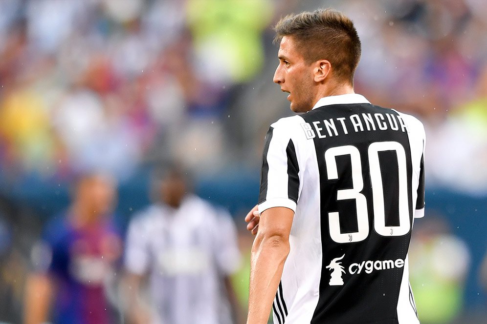 Juventus Enggan Lepas Bentancur ke Atletico Madrid