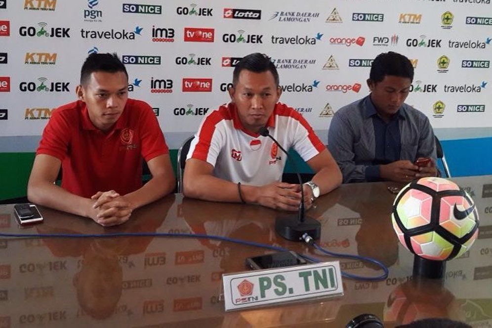 Baru Latih PS TNI, Ini Persiapan Rudi Jelang Lawan Persela