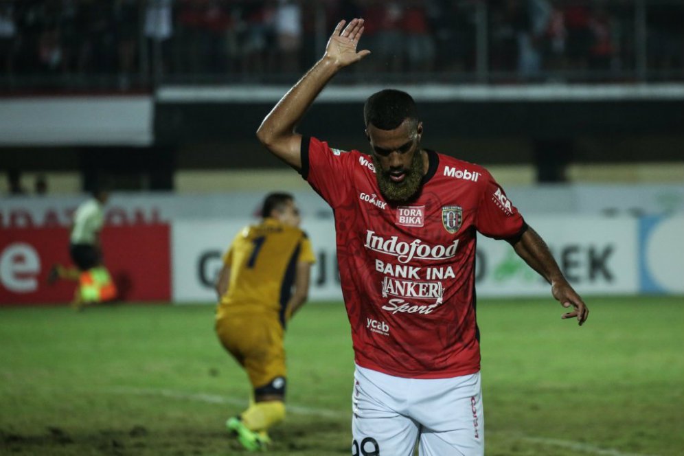 Comvalius Bidik Top Skor di Liga Thailand