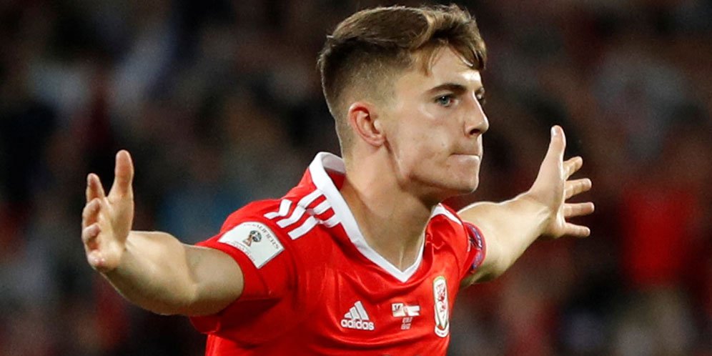 Rush: Woodburn Masih Jauh Dibanding Bale dan Ramsey