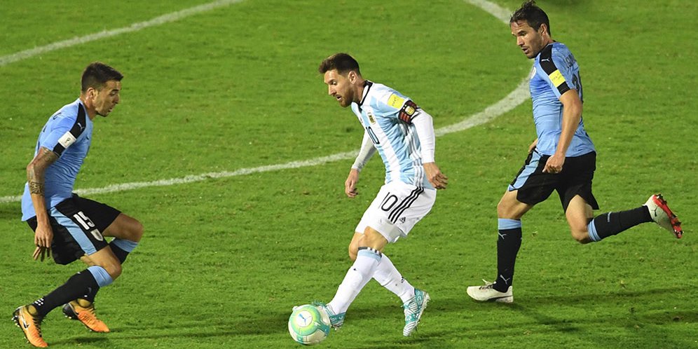 Highlights Kualifikasi Piala Dunia 2018: Uruguay 0-0 Argentina