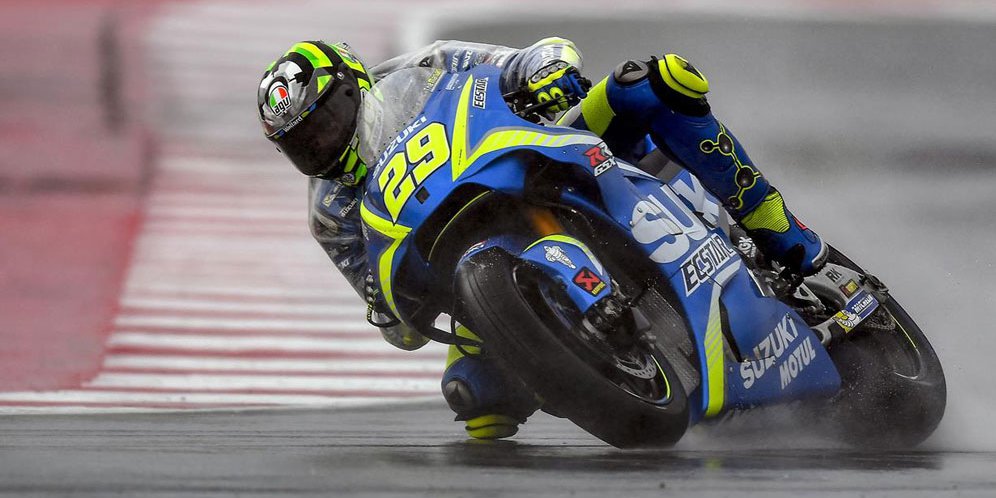 Baju Balap Kelewat Ketat Bikin Iannone Gagal Finis