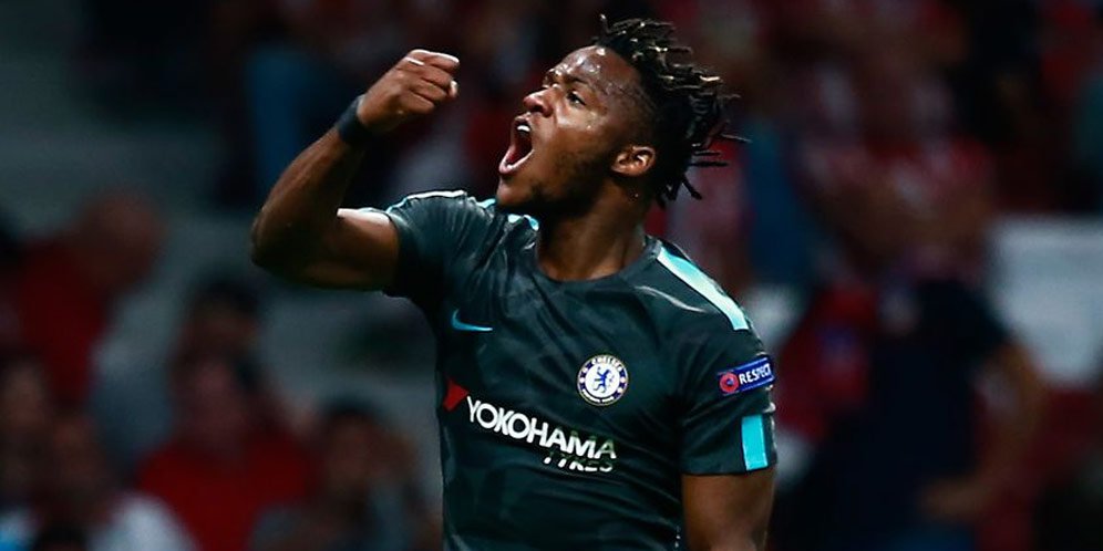 Conte Senang Dengan Batshuayi: Dia Akan Banyak Bermain