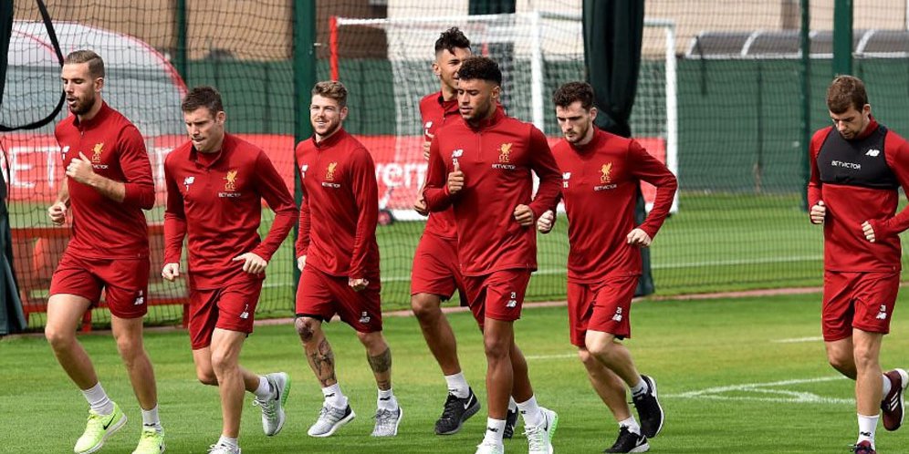 Alex Oxlade-Chamberlain sudah berlatih di Liverpool.