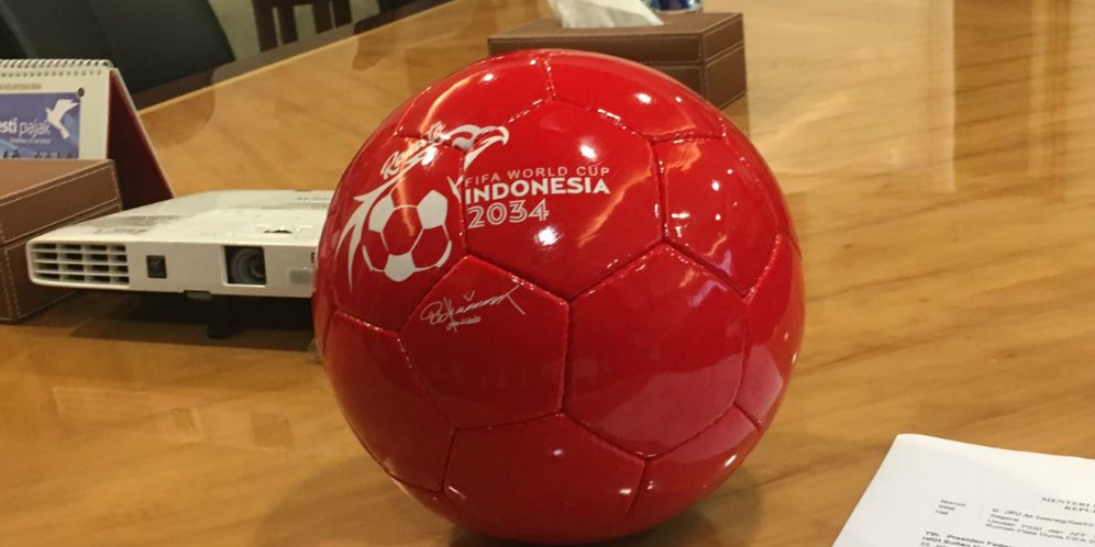 Jokowi Setujui Indonesia Jadi Tuan Rumah Piala Dunia 2034