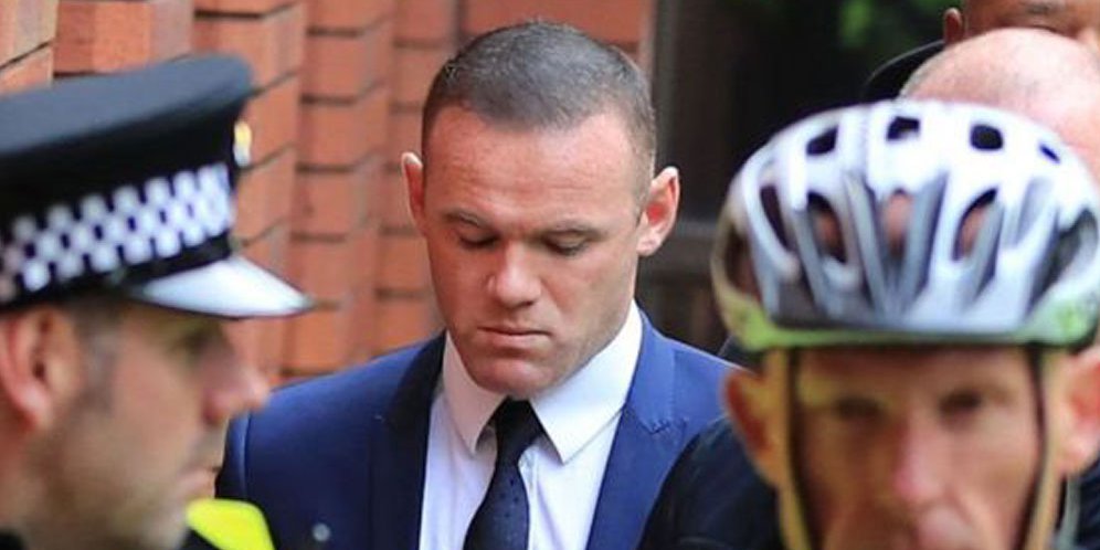 Nyetir Sambil Mabuk, Wayne Rooney Dihukum Dua Tahun