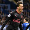 Demi Bertahan di Arsenal, Ozil Tolak MU, Barca dan PSG