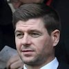 Gerrard: Akan Menyenangkan Melihat MU Terlempar dari Liga Champions