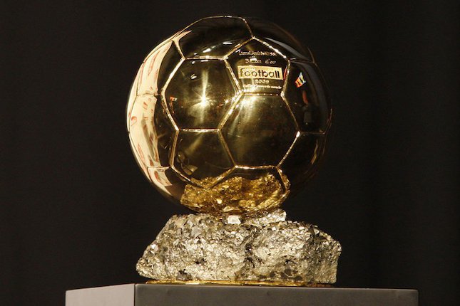 2009-10: Ballon d'Or Pertama