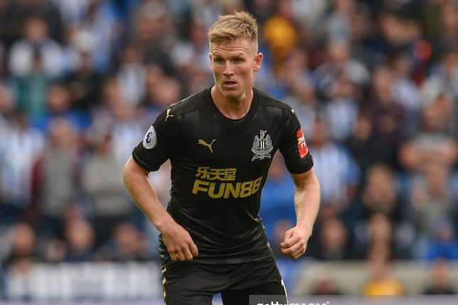 Bek kiri - Matt Ritchie