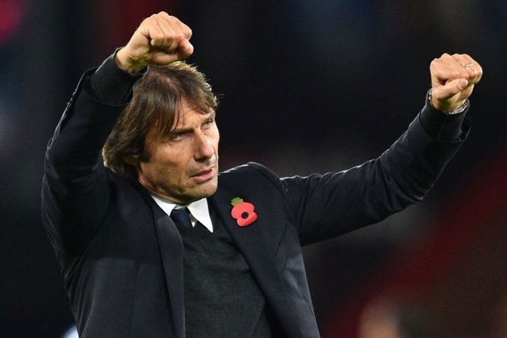 Conte Diminta Bangkitkan Kembali Gli Azzurri