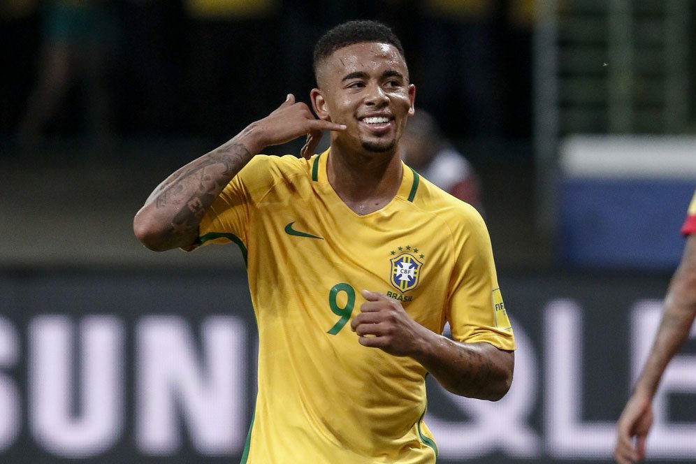 Alves: Gabriel Jesus Adalah 'Ronaldo Baru' di Brasil