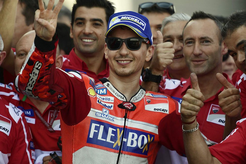 Jorge Lorenzo Ajak Kru Ducati Liburan ke Karibia