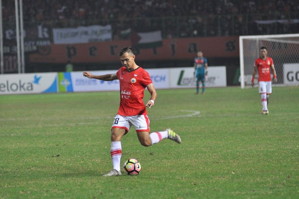 Optimisme Bek Persija Hadapi Angkernya Kandang Persipura