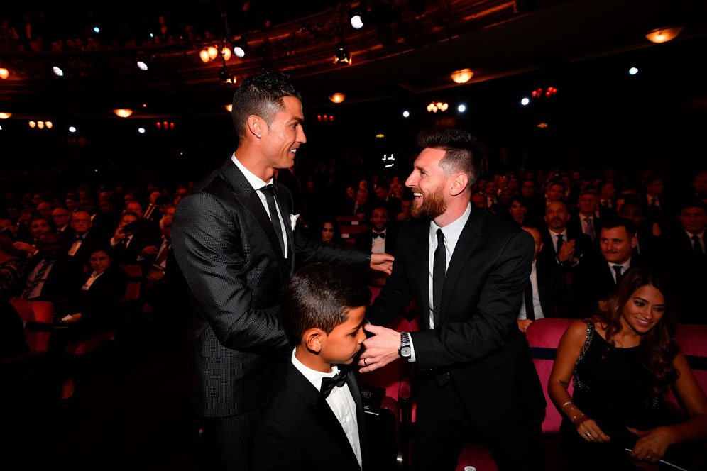 Maradona Klaim Bisa Menangi Ballon d'Or Lebih Banyak dari Messi dan Ronaldo