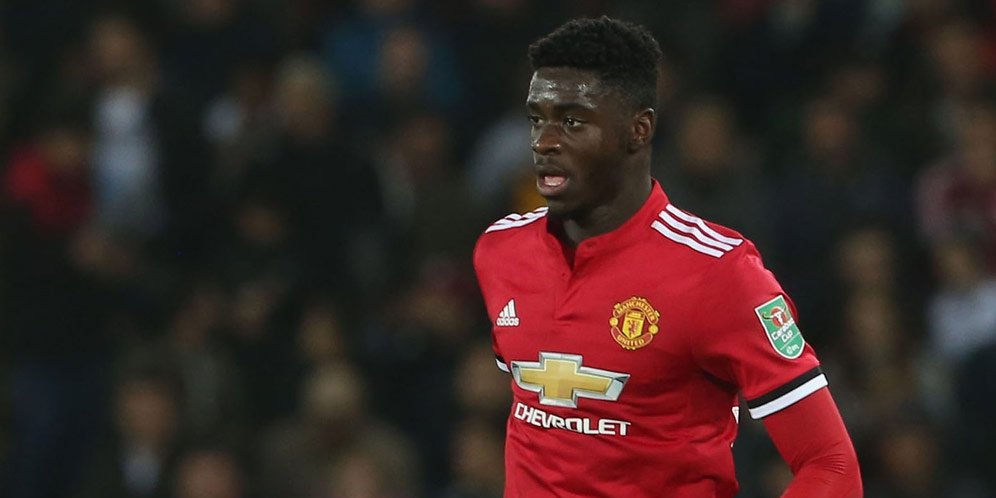 Bek Muda Manchester United Bisa ke Aston Villa